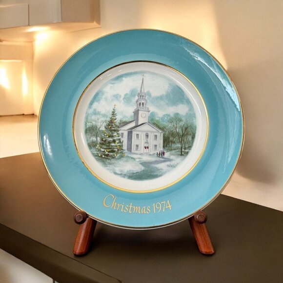 1974 Avon Christmas Series Country Church Collector Plates - Picture 1 of 6